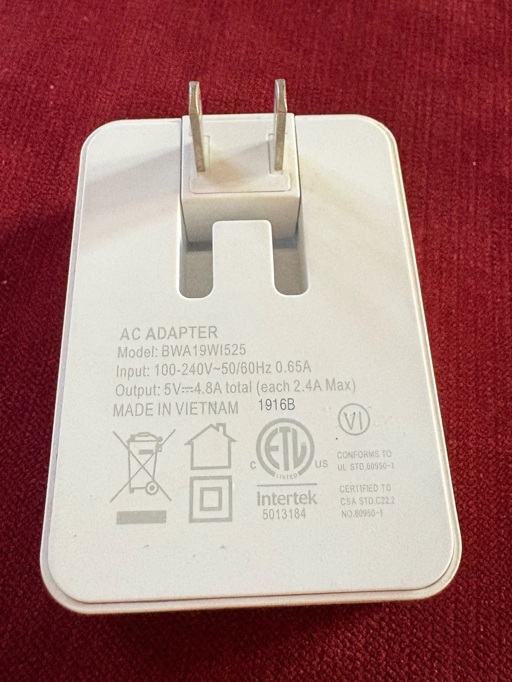 Like New Dual USB Wall Charger Foldable Plug AC Adapter